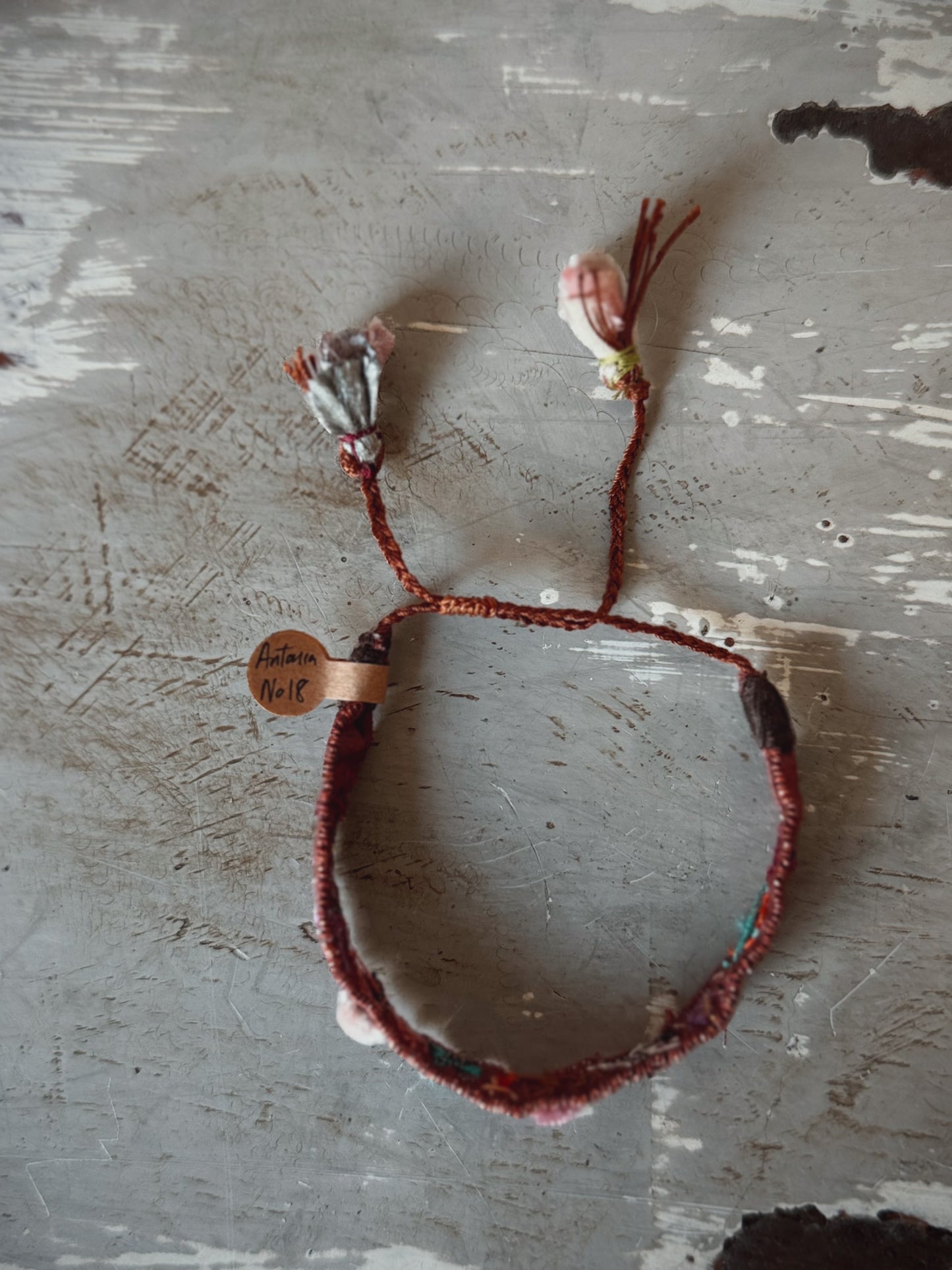 Antomoon Embroidered Silk Bracelet No.18